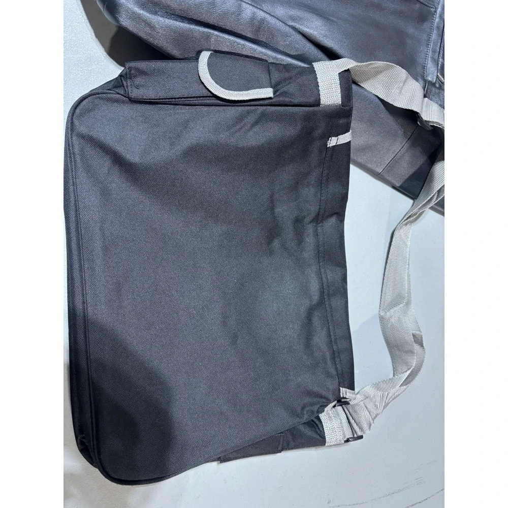 NEW WITHOUT‎ TAG NATIONAL GEOGRAPHIC TRAVEL BAG